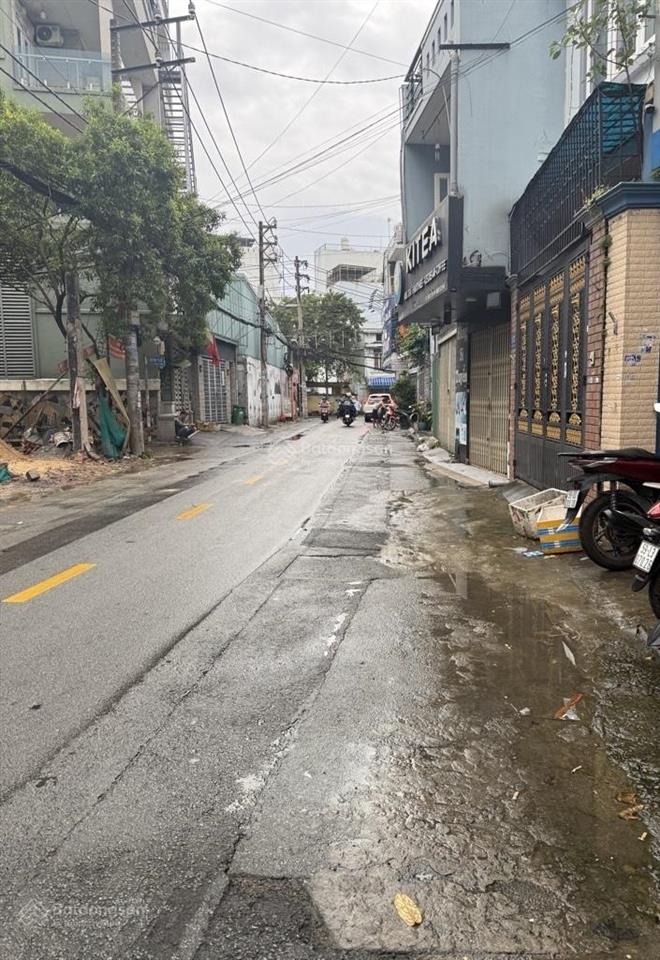 Ngay aeon mall tân phú nhà 3 tầng 4,8x18 nở hậu 5m hẻm xe hơi chỉ 8.x tỷ