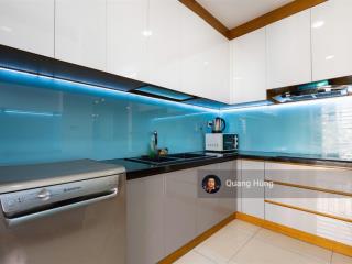 Cho thuê căn hộ 3pn, 2wc, 110m2 tại river gate, bến vân đồn, q4, tp.hcm, 30 triệu vnd 1/9 vào được