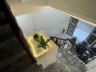 Nhà lê văn hiến 50m², 5 tầng, thang máy, gần ôtô. chỉ với 11tỷ. diện tích 50m² thiết kế 5t