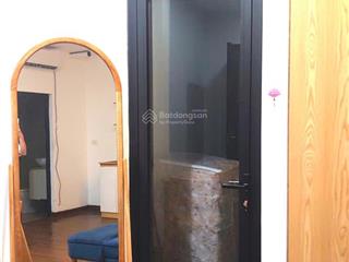 Cho thuê căn hộ view công viên thủ lệ, ô tô đỗ cửa  2 mặt thoáng đáng sống