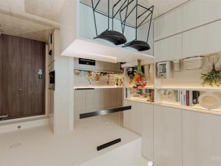 Bán gấp 3pn, đầy đủ nội thất, view thoáng mát giá chỉ 5 tỷ