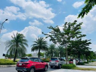 Đất thổ cư 95m2. giá 3 tỷ. kế bên eco retreat bến lức. công chứng ngay.   0901 425 *** oanh