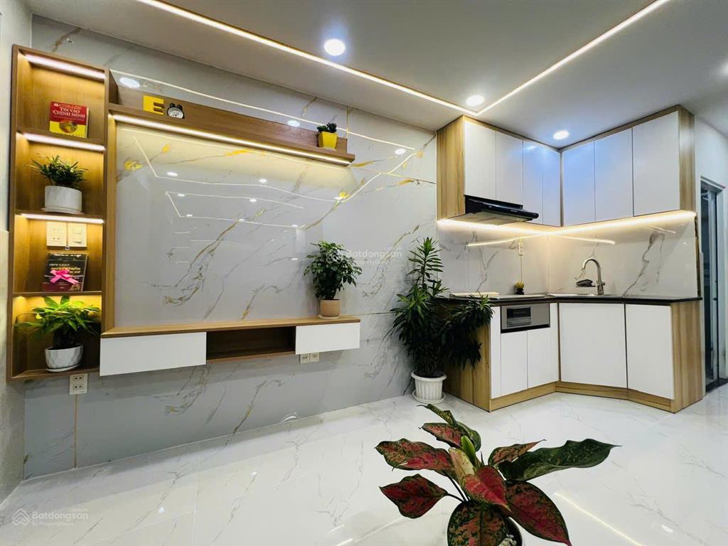 Bán nhà diện tích 48m2(3x8m 2 tầng)2 phòng ngủ phạm văn chiêu gv, sát hẻm xe tải giá chỉ nhỉnh 3tỷ