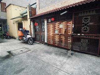 Bán rẻ căn lê lợi ngay đh công nghiệp thông phạm vạm đồng109m2ngang 6.5m 10ph sẵn 40tr/th9tỷ95