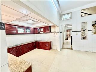 Vip phú nhuận ngay ngã tư thông phan đăng lưu  hẻm trước nhà 6m  75m2 vuông vức ko lỗi  8tỷ xíu
