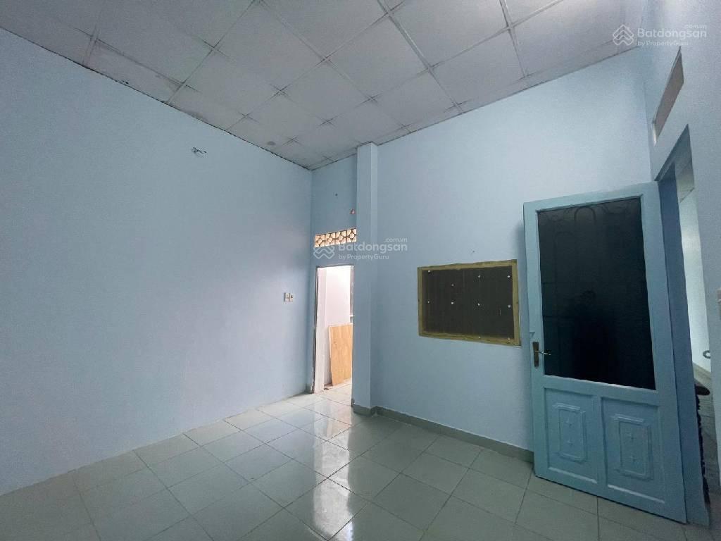 90m2 ngay vòng xoay điện biên phủ  ngang 5m xây 10pog  chỉ 10ty3