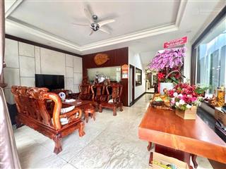 Hxh trần quốc tuấn  cách mt 1 căn,biệt thự 4t 160m2  ngang 7m gần bv 175 nhỉnh 100tr/m2, 16ty8