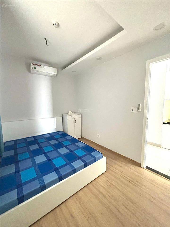 Bán gấp 2pn chỉ 3.1 tỷ, có ban công, tầng trung, yên tĩnh, view đẹp, hướng gió mát, 0909 393 ***