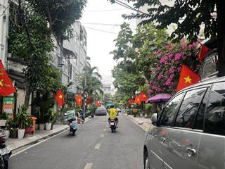 Bán nhà mặt tiền quận 7 đường số. dt 5 x 21m. sổ vuông đẹp. một đời chủ