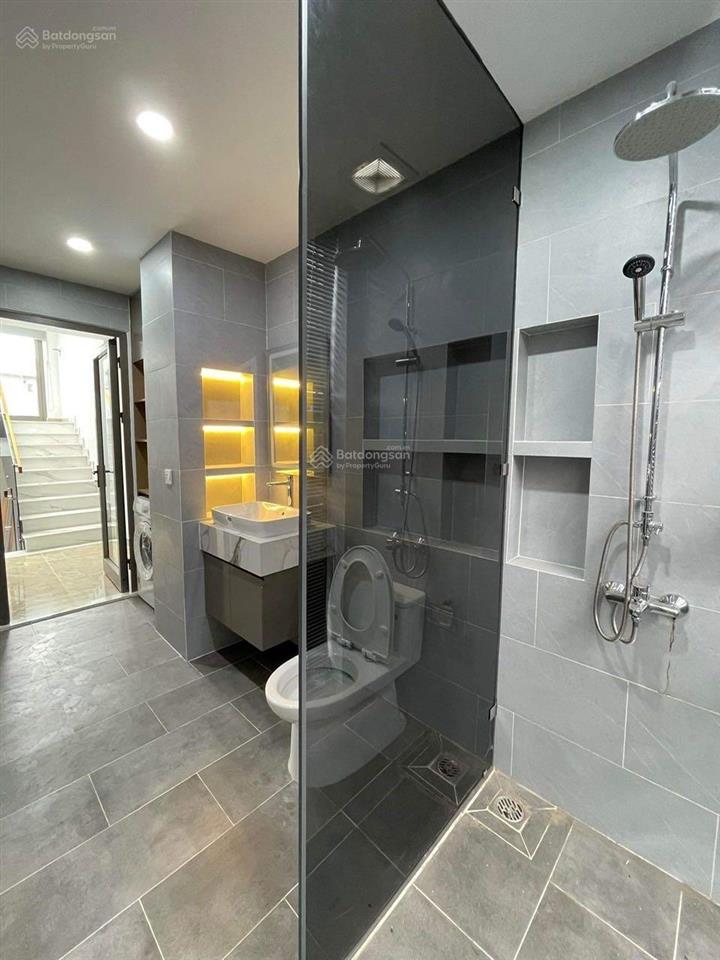 Cần cho thuê nhà khu khép kín 100% tại bình dương. full nội thất sang xịn.  0931 259 ***