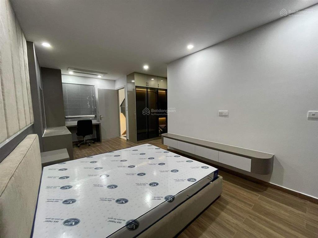 Cho thuê biệt thự tại bình dương  full nội thất cao cấp  khu khép kín 100%  giá chỉ 21 triệu