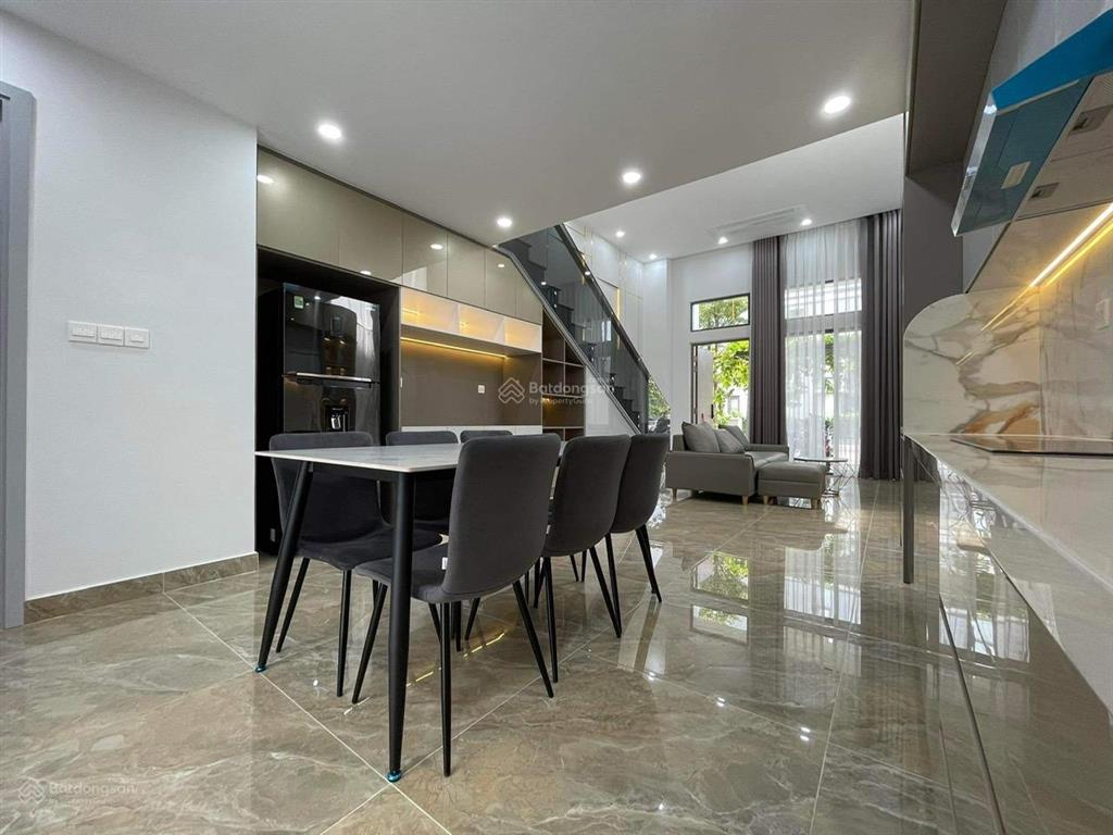 Cho thuê biệt thự tại bình dương  full nội thất cao cấp  khu khép kín 100%  giá chỉ 21 triệu