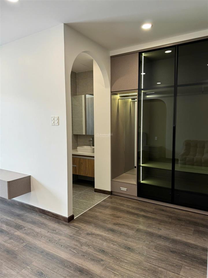 Cho thuê biệt thự khu khép kín the standard  bình dương  đầy đủ nội thất cao cấp  an ninh 24/24