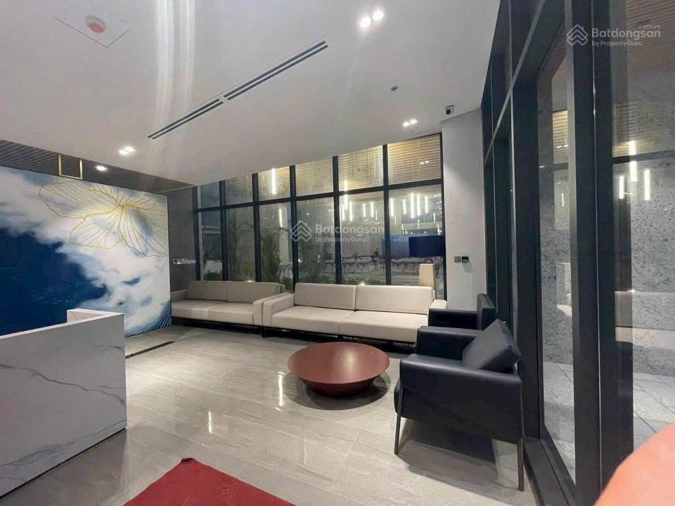 Cần bán gấp căn hộ cskyview 2 phòng ngủ, 2wc diện tích 80m2 đã có sổ hỗ trợ vay ngân hàng 70%