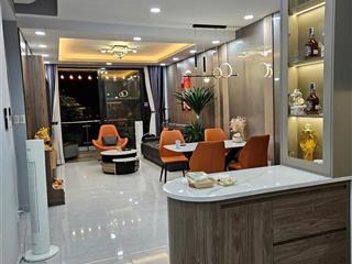 Chính chủ bán căn hộ âu cơ tower, 72m2 phòng ngủ 2wc lầu cao sổ hồng giá 3,3 tỷ.  0899 552 ***