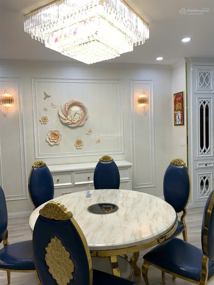 Bán căn hộ chung cư bàu cát ii, lô a 70m2, 2pn + 2wc giá 3.65 tỷ, nhà đẹp mới,  0899 552 ***