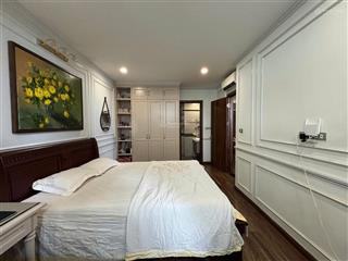 Bán gấp căn hộ 4 ngủ vip ngoại giao đoàn. 134m2  full nội thất 2tỷ chủ tặng lại. giá cực tốt