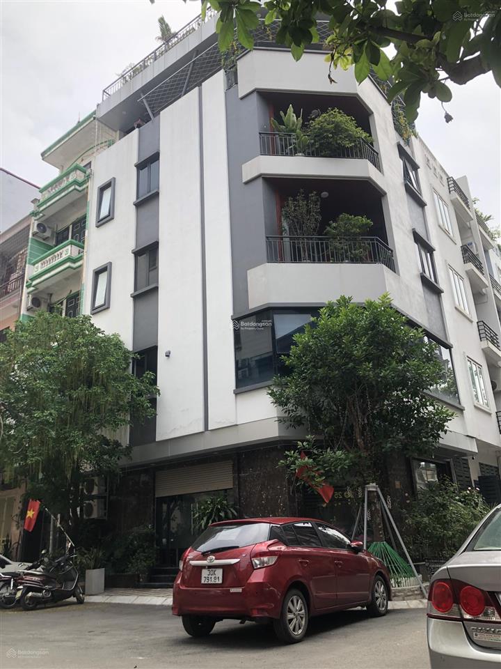 Hoàng quốc việt kđt nam cường lô góc 3 mặt ô tô tránh. dt 65m2 x 5t. giá hơn 22 tỷ
