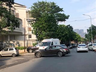 Đẳng cấp lk tây hồ 100m, 5t  thang máy, khu vip cạnh vườn đào. giá chào 75tỷ