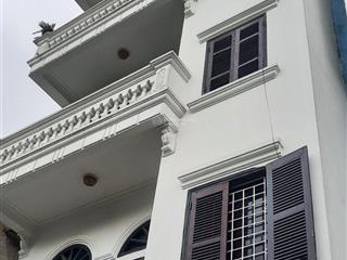 Nhà mặt phố  ôtô tải tránh  lô góc  mặt tiền rộng thoáng  ôtô ngủ trong nhà  phố đông