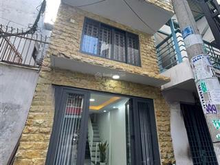 Nhà nc  hồ biểu chánh  3x6m  1 trệt 2 lầu  2pn 2wc  10 triệu tl  hằng 0906 656 *** xem nhà
