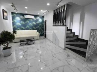 Nhà nc  xô viết nghệ tĩnh  gần thị nghè  4x8m  1 trệt 3 lầu  3pn 3wc  17tr tl  0906 656 ***