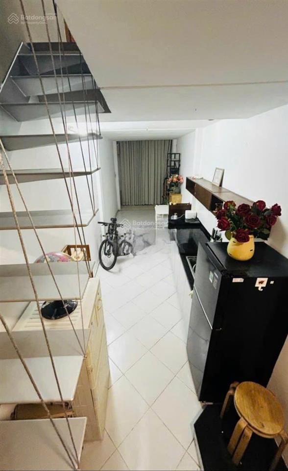 Nhà mới sạch đẹp  nam kỳ khởi nghĩa  3x10m  2pn 1wc  11 triệu tl  hằng 0906 656 *** xem ngay