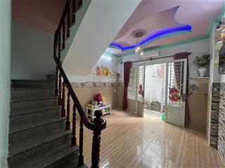 Nhà nc  xô viết nghệ tĩnh  4x8m  trệt lầu  2pn 2wc  10 triệu tl  0906 656 *** xem nhà alo hằng