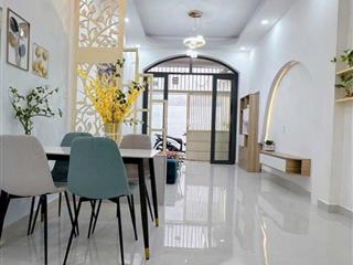 Nhà mới đẹp  duy tân  trệt lầu lửng  3,6x11m  3pn 2wc  full nội thất  18 triệu tl 0906 656 ***