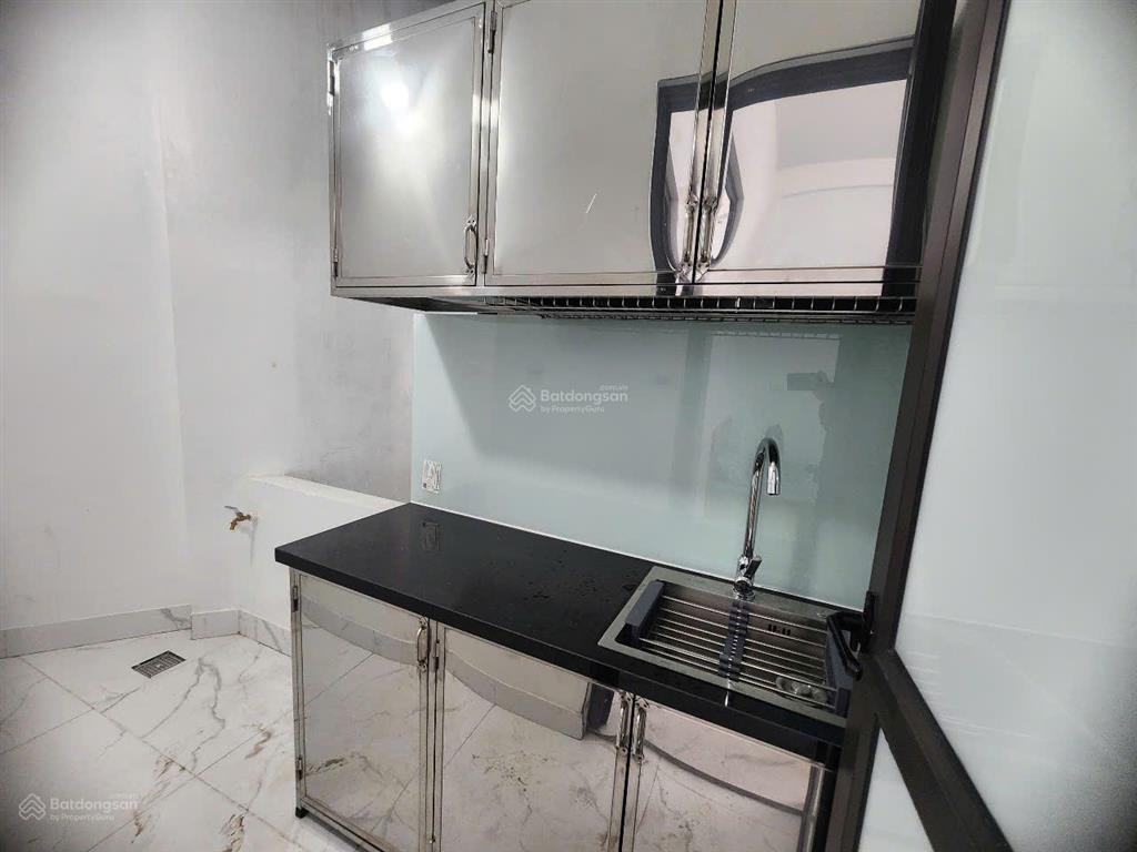 1 ngủ 1 khách mới rộng hơn 40m2 thoáng full đồ hồ tùng mậu  đối diện đh quốc gia, thương mại