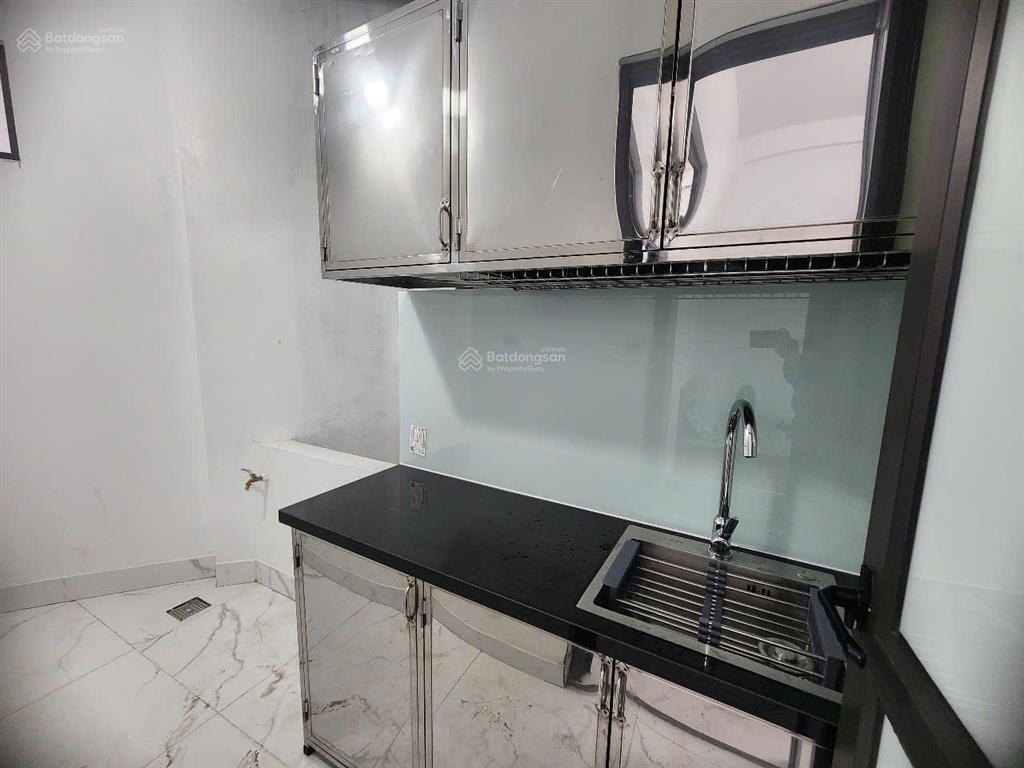 1 ngủ 1 khách mới rộng hơn 40m2 thoáng full đồ hồ tùng mậu  đối diện đh quốc gia, thương mại