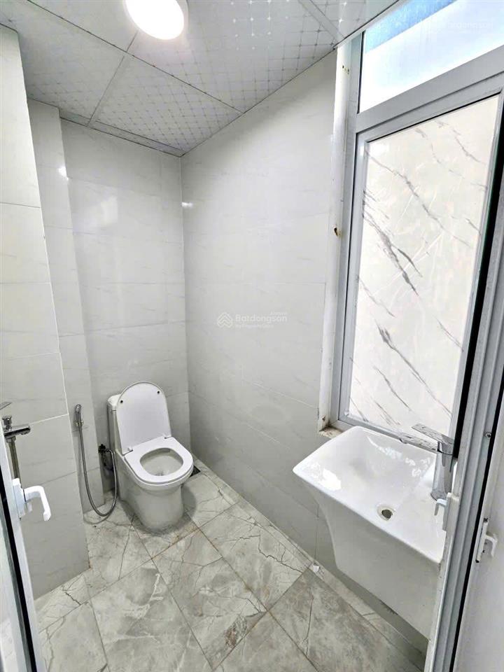 Ccmn mới ngõ 32 đỗ đức dục, mễ trì rộng hơn 30m2, 2 cửa sổ thoáng full đồ