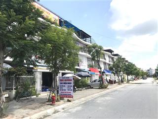 Cho thuê liền kề 72m2, đường 30m  full nội thất, 4 phòng ngủ, kđt nam 32.