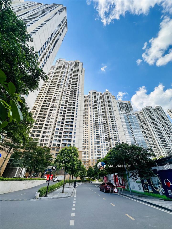 Báo đúng giá. cho thuê d'capitale. quỹ căn tháng 1/2026 studio123 ngủ.  ngay 0972 226 ***