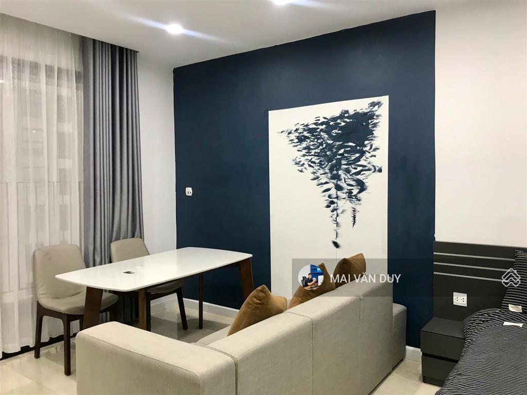 Cho thuê căn hộ studio, full đồ vào ngay giá 15tr. nhà đẹp còn mới, tiện ích vinhomes d'capitale