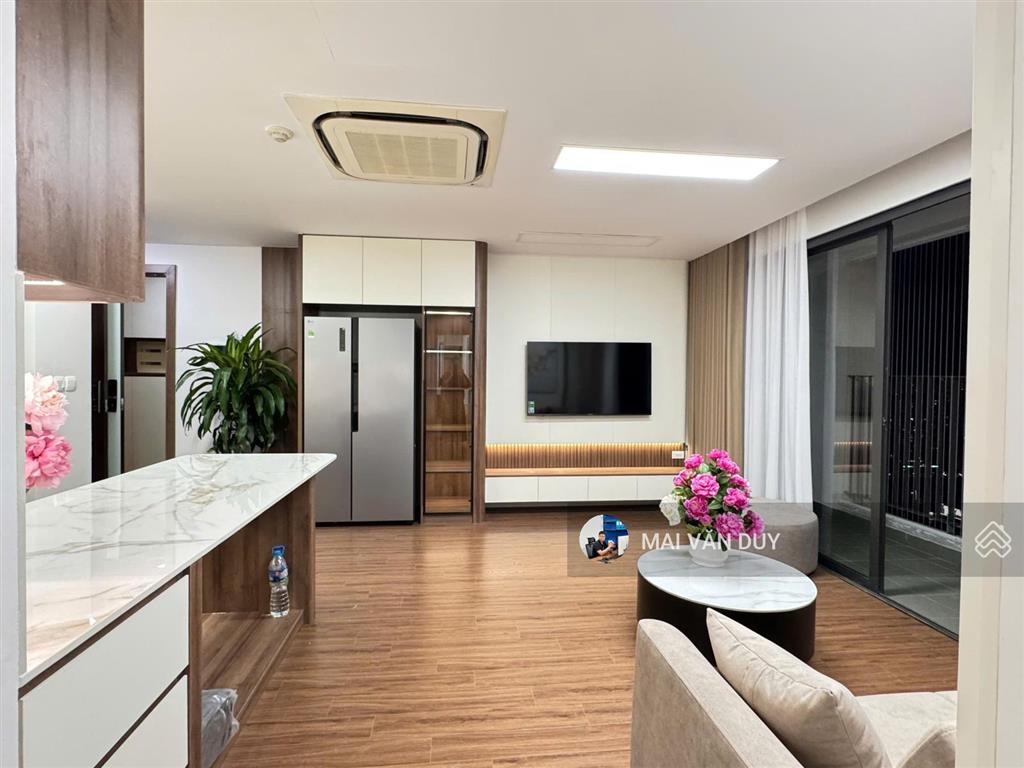 Bán gấp căn hộ 3pn, 2wc tòa c6 view hồ, 11,9 tỷ, 86m2 thông thủy, đầy đủ tiện ích