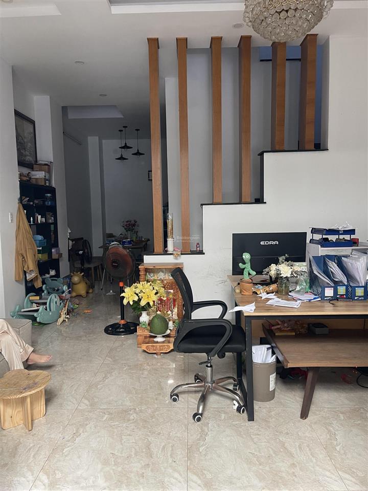 Nhà 1 trệt 2 lầu 1tum khu vạn xuân tam bình 80m2 giá 7.5tỷ. hỗ trợ vay ngân hàng 70%. oto trong nhà