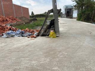 Bán đất lô góc 2 mặt tiền 6 x21 (126m) tại mỹ lộc, cần giuộc, long an, giá 900 triệu,shr đg xe hơi