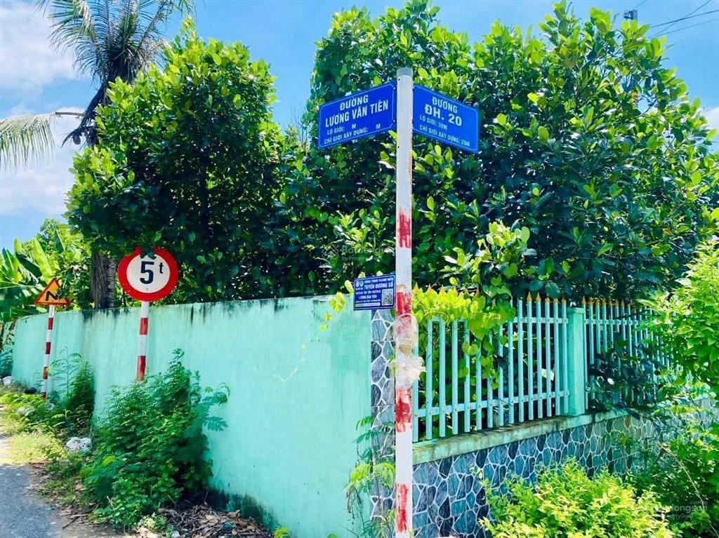 Bán đất mặt tiền đường nhựa lương văn tiên, mỹ lộc, cần giuộc, long an, 107m2 giá 1 tỷ 350tr, shr