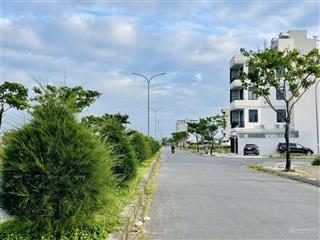 Bán đất mặt tiền đường 22.5m thông qua fpt đà nẵng