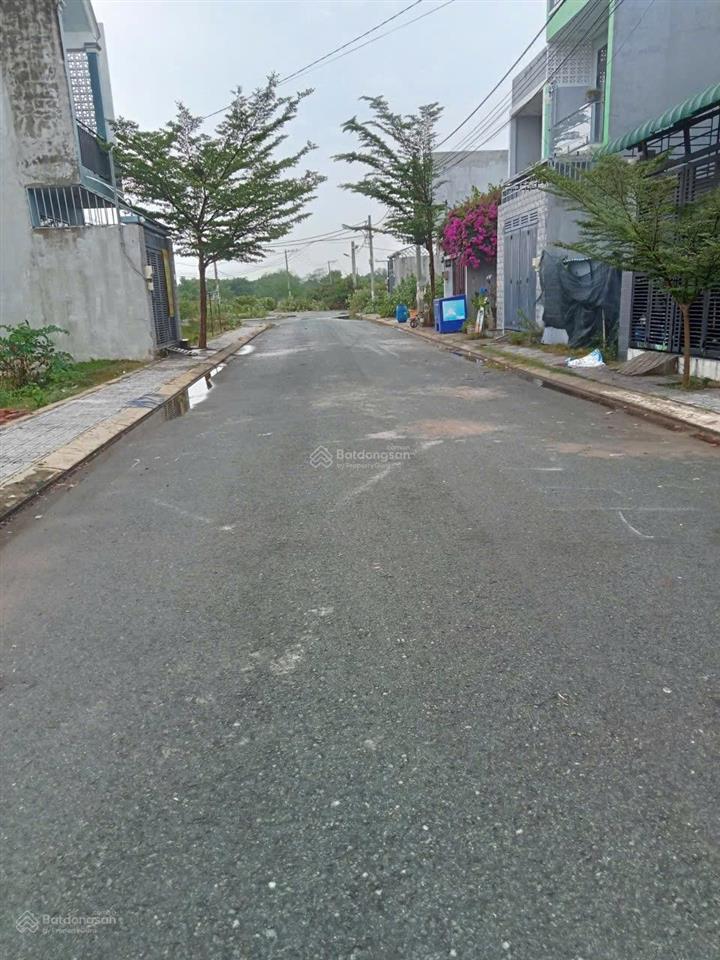 Chính chủ bán đất đường long phước  chợ long phước, đh cs 3, phường long phước q9