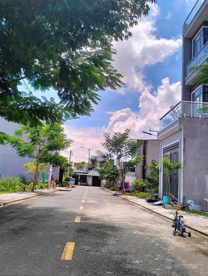 Chính chủ bán đất đường long phước  chợ long phước, đh cs 3, phường long phước q9