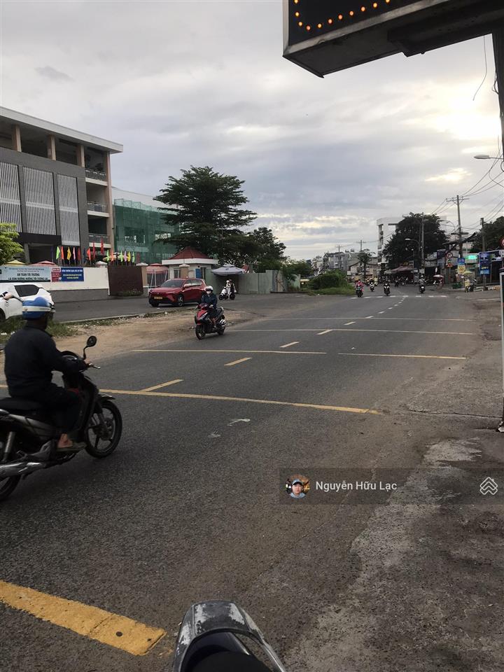 Nhà riêng chính chủ mới xây 100%,an ninh yên tĩnh ,đi xe 5phút rachợ tnpa,kcncaotrường đh,cấp 1,2,3