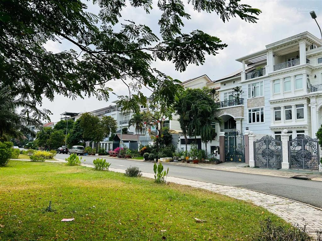 18 tỷ  dt 6 x 21m. lô đất nhà phố tốt nhất kdc phú mỹ vạn phát hưng quận 7.  0986 766 ***