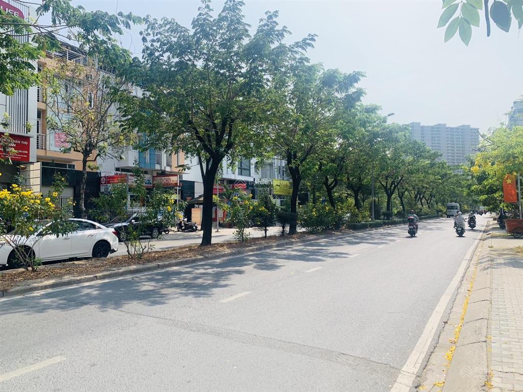 18 tỷ  dt 6 x 21m. lô đất nhà phố tốt nhất kdc phú mỹ vạn phát hưng quận 7.  0986 766 ***