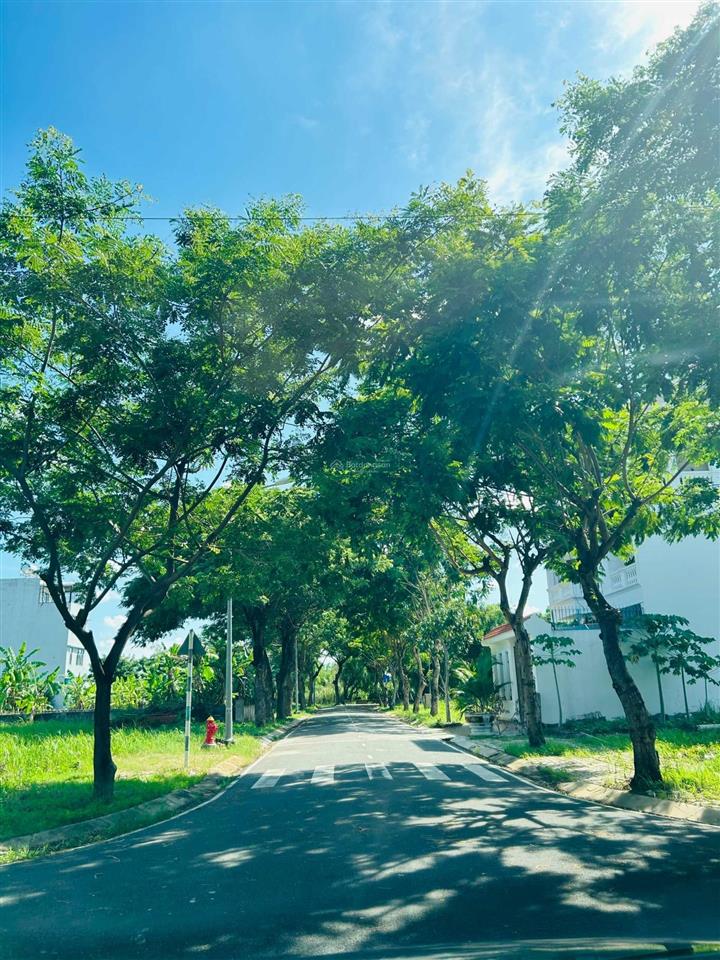 41 triệu/m2. diện tích 230m2 lô biệt thự giá tốt nhất phú xuân vạn hưng phú nhà bè.  0986 766 ***