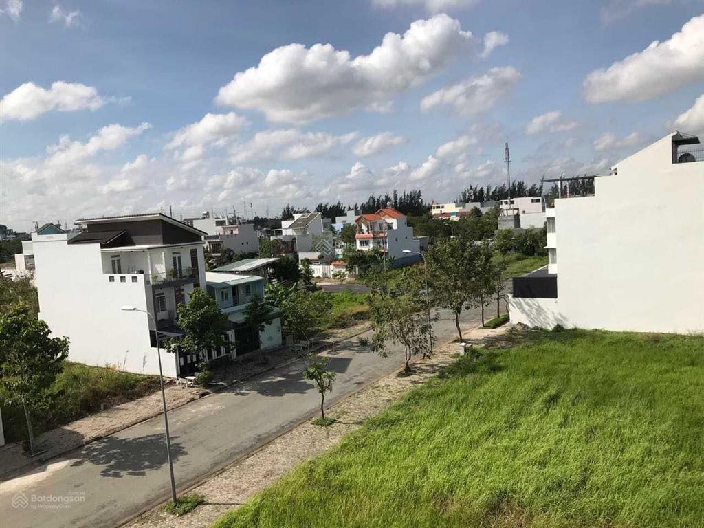 41 triệu/m2. diện tích 230m2 lô biệt thự giá tốt nhất phú xuân vạn hưng phú nhà bè.  0986 766 ***