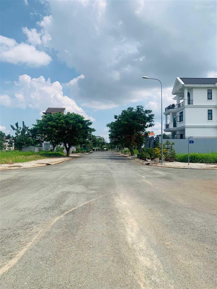 41 triệu/m2. diện tích 230m2 lô biệt thự giá tốt nhất phú xuân vạn hưng phú nhà bè.  0986 766 ***