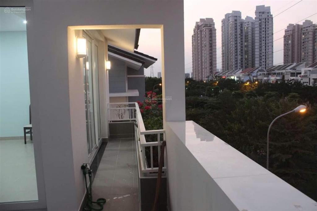 35,5 tỷ  căn biệt thự có hầm giá tốt khu dân phú mỹ vạn phát hưng.  0986 766 ***