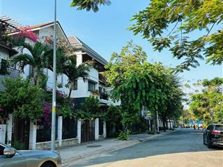 Biệt thự phú mỹ vạn phát hưng. diện tích sử dụng 460m2 giá thuê 45tr/tháng.  0986 766 ***